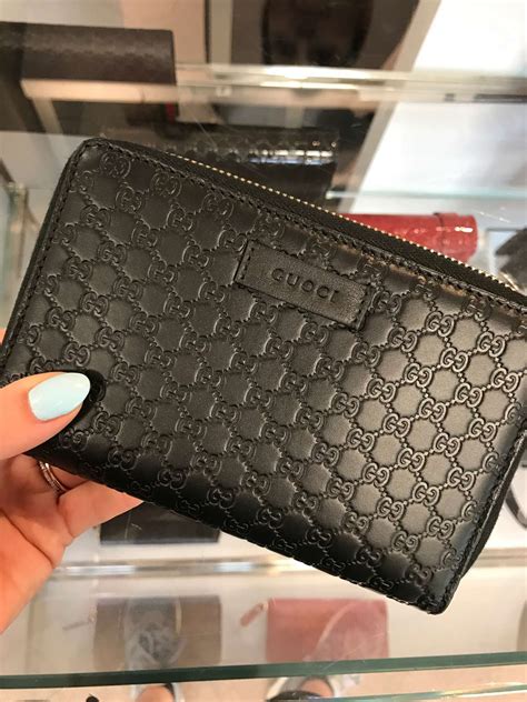 gucci outlet secaucus black friday|gucci outlet wallet.